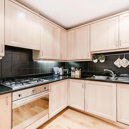 Lovely 2 Bedroom Apartment In Notting Hill London Eksteriør billede